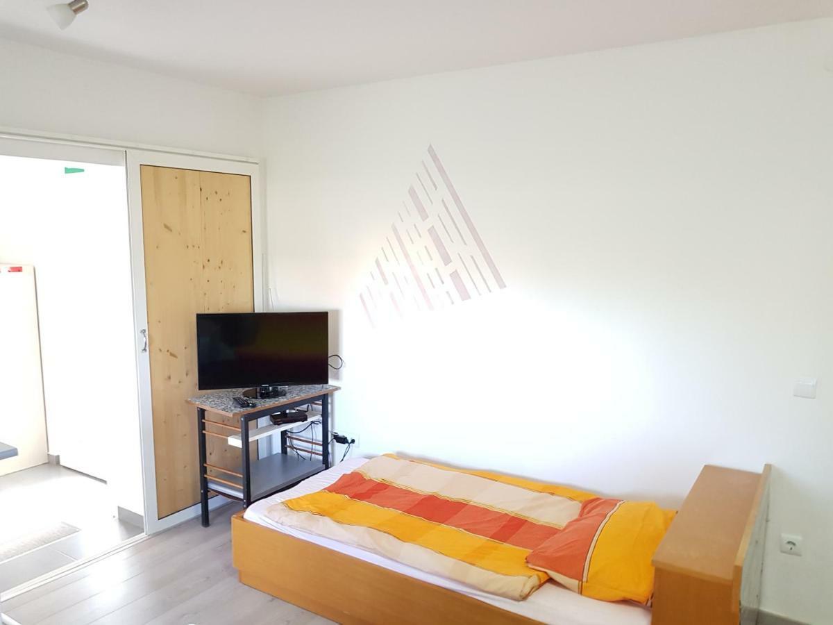 Apartment Brigitte Vrsi Exterior photo